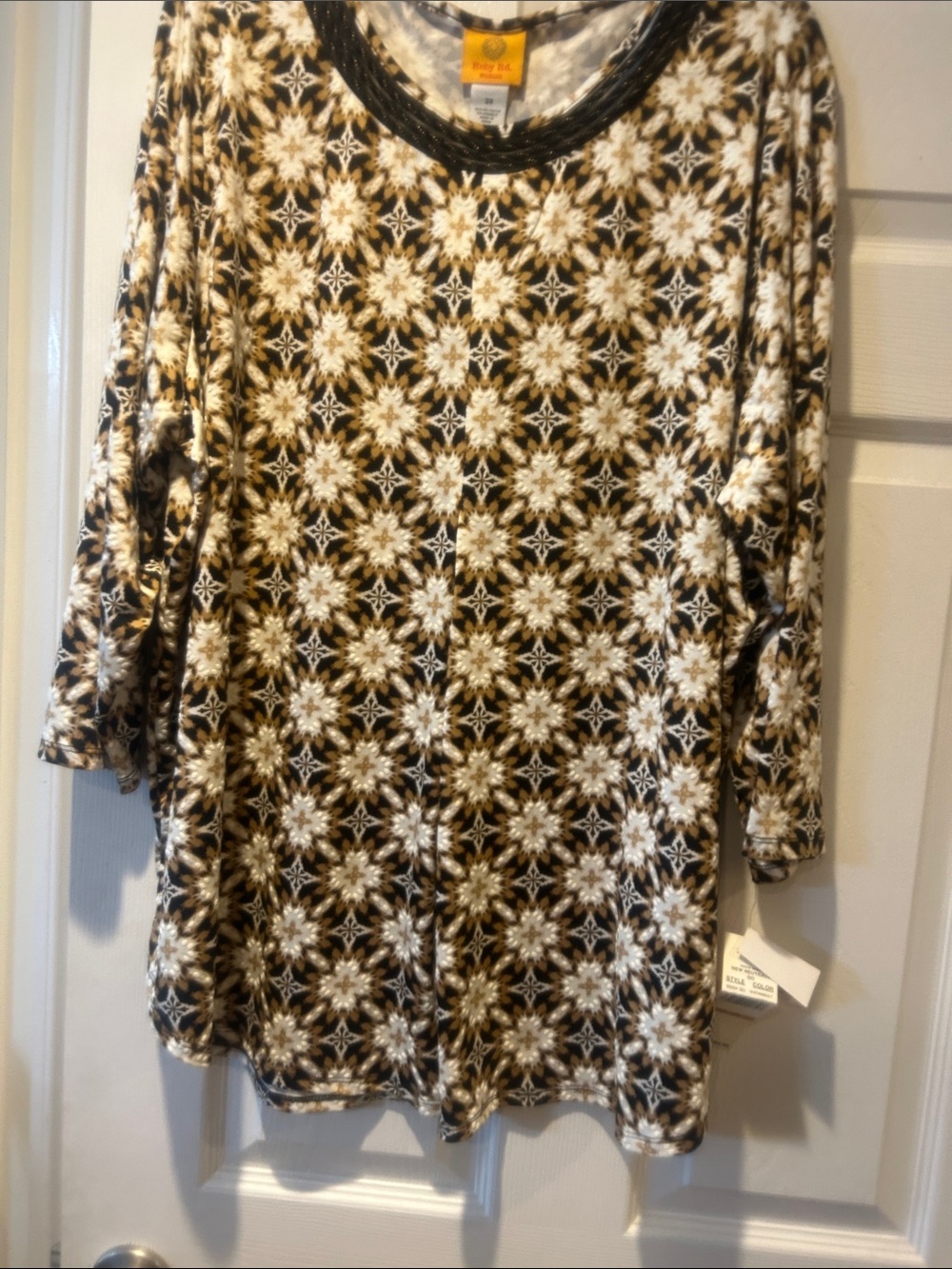 NWT Sz 3x ruby rd new neutrals top